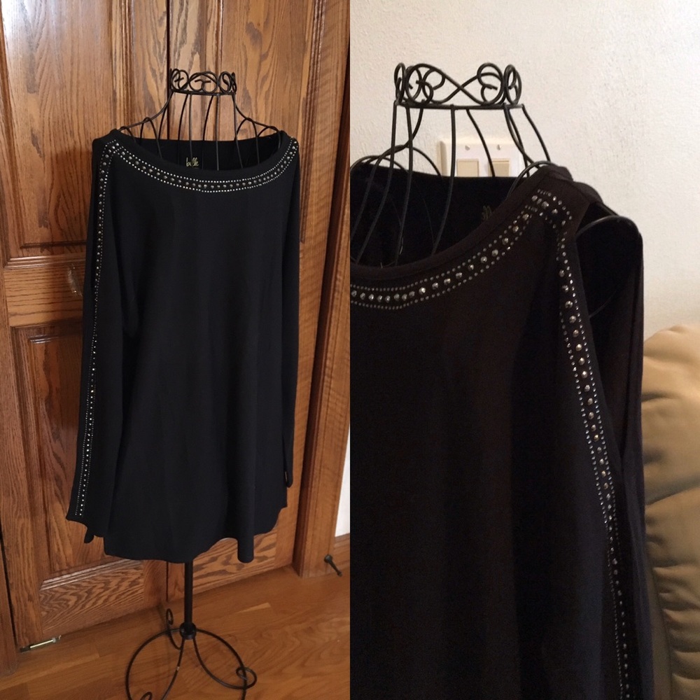 Cold Shoulder Top with Binge XL NWT